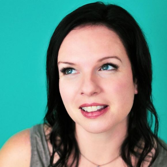 Meet your Posher, Amy - Picture 1 of 1